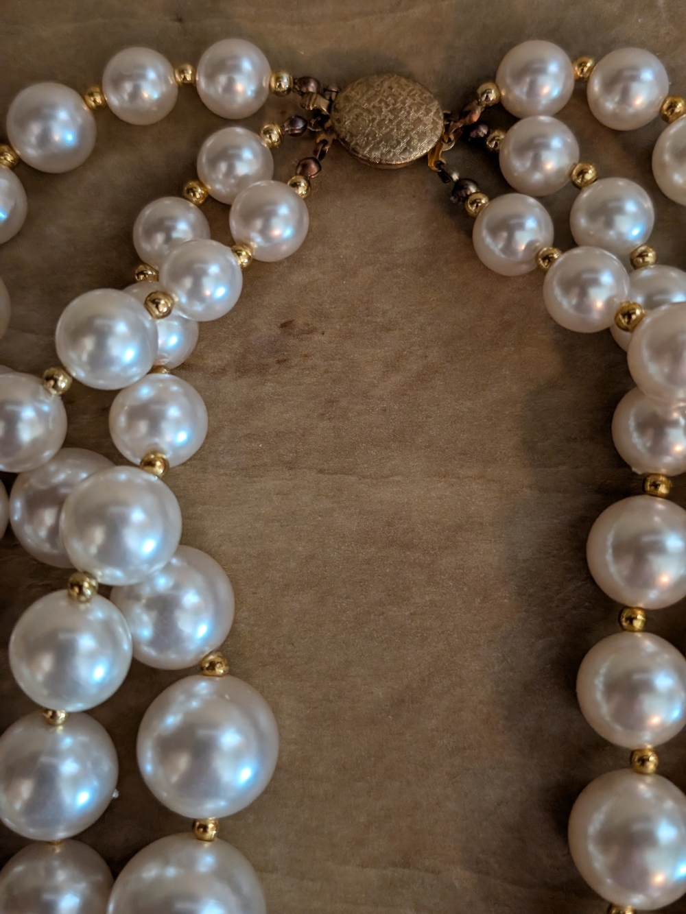 Vintage Set Of Four Costume Pearl Necklaces And Chokers - Picture 5 of 7